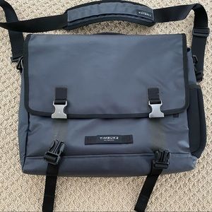 TIMBUK2 laptop bag - like new!